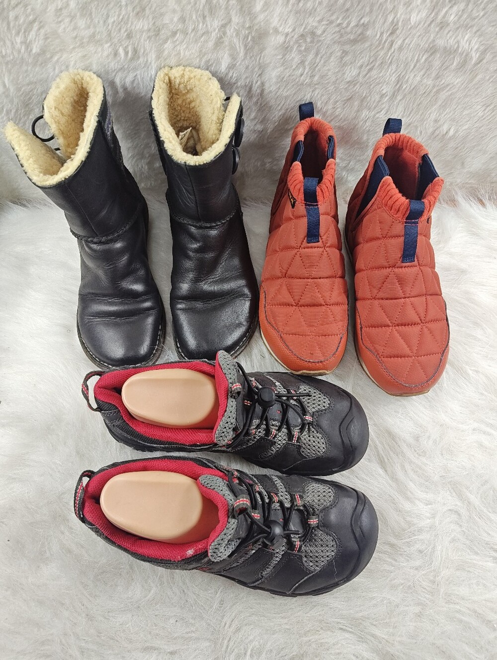 UGG Akadia Boots + Teva Ember Quilted + KEEN Hiking Shoes Bundle Women's Sz 6